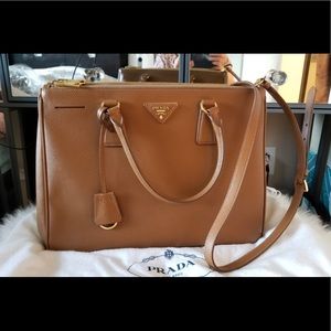 PRADA SAFFIANO TOTE